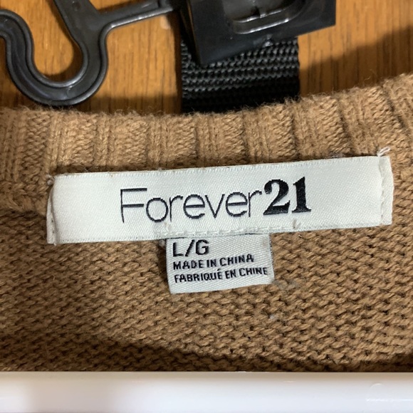 Black and brown stripped forever 21 sweater size L - Picture 2 of 3